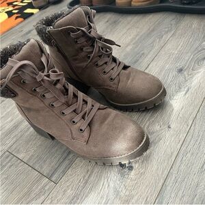 Women's Brown Lace-Up Ankle Boots